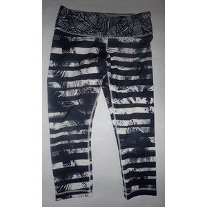 Lululemon‎ Womens sz 8 Leggings Wunder Under Crop Shady Palms Black White Capri
